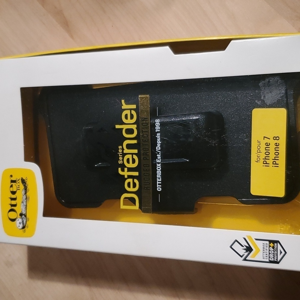 ♥️ NIB OTTER BOX DEFENDER SERIES